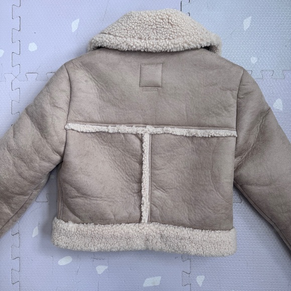 NWOT Abercrombie Vegan Suede Sherpa Jacket XS - Picture 6 of 6